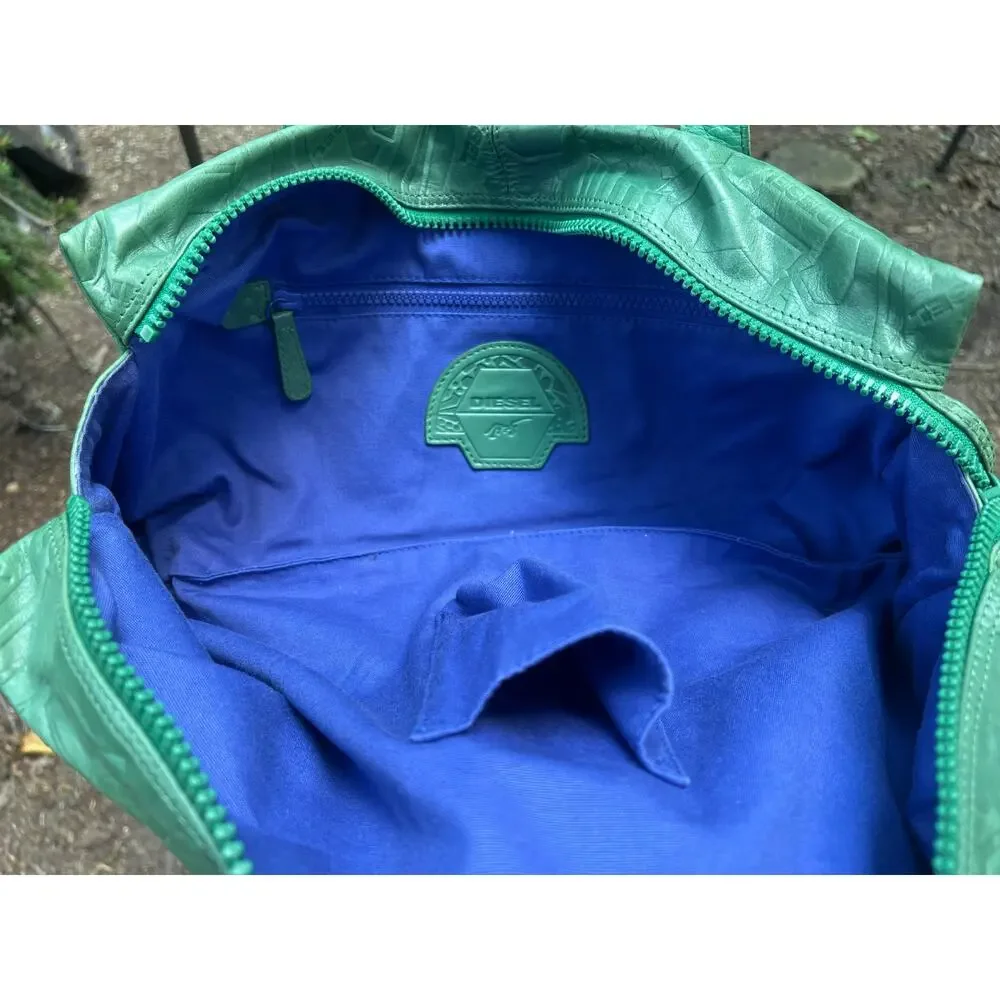 DIESEL $625 Women's Green Embossed Shoulder Bag